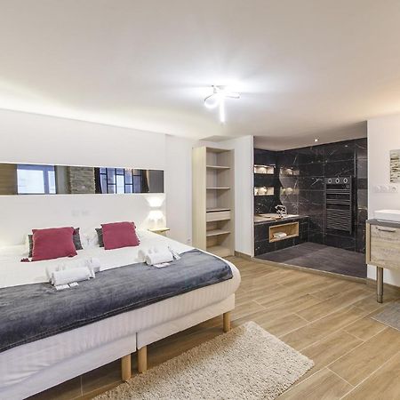 Appartement Luxueux Au Coeur De La Doutre อองเชร์ ภายนอก รูปภาพ