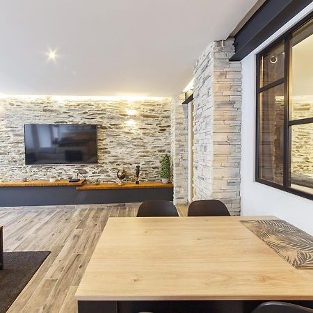 Appartement Luxueux Au Coeur De La Doutre อองเชร์ ภายนอก รูปภาพ