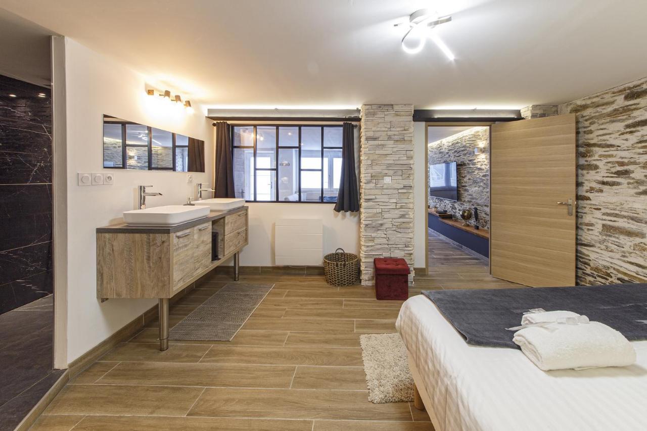 Appartement Luxueux Au Coeur De La Doutre อองเชร์ ภายนอก รูปภาพ