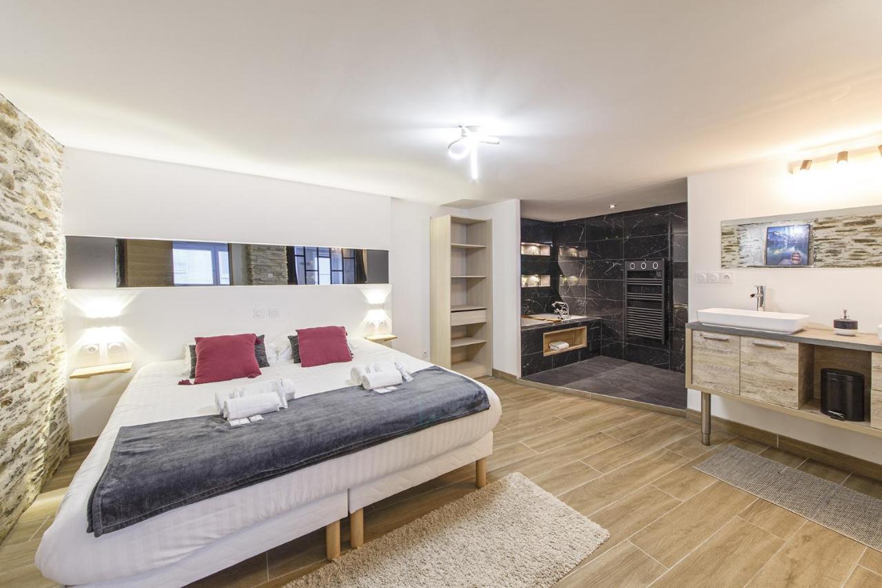 Appartement Luxueux Au Coeur De La Doutre อองเชร์ ภายนอก รูปภาพ
